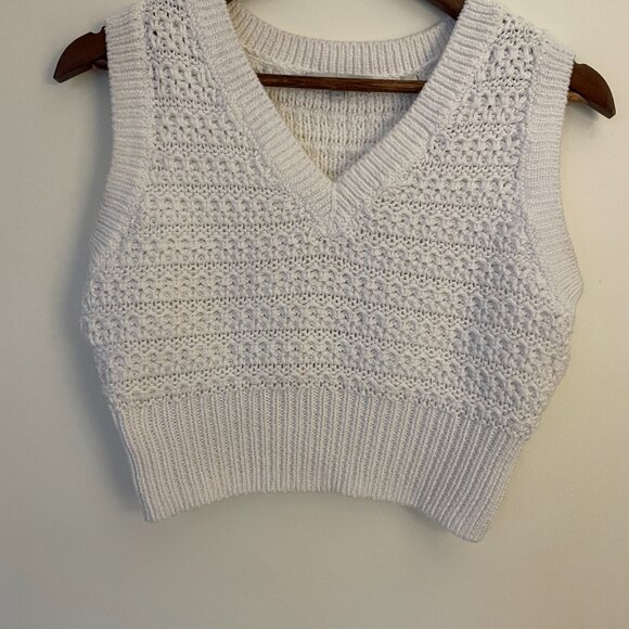 Vince Cropped Cotton Sweater Vest, Size S, Gently Used - Fair Condition - Picture 4 of 9